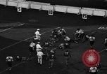 Immagine di Football americano New York City USA, 1940, secondo 62 filmato di repertorio 65675053252