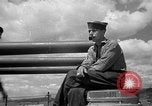 Standbild Segler an Deck Corregidor Island Philippinen, 1945, aus Sekunde 12 historischem Filmmaterial Videoclip 65675053294