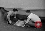 Standbild Segler an Deck Corregidor Island Philippinen, 1945, aus Sekunde 22 historischem Filmmaterial Videoclip 65675053294