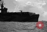 Image USS Windham Bay (CVE-92) de la mer de Chine., 1945, de la seconde 7 séquences d'archives historiques vidéo 65675053298