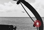 Standbild USS Pittsburgh (CA-72) China Sea, 1945, aus Sekunde 8 historischem Filmmaterial Videoclip 65675053299