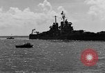 Standbild USS Pittsburgh (CA-72) China Sea, 1945, aus Sekunde 35 historischem Filmmaterial Videoclip 65675053299