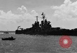 Standbild USS Pittsburgh (CA-72) China Sea, 1945, aus Sekunde 43 historischem Filmmaterial Videoclip 65675053299