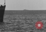 Standbild USS Pittsburgh (CA-72) China Sea, 1945, aus Sekunde 45 historischem Filmmaterial Videoclip 65675053299