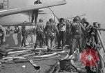 Standbild USS Savanne CL-42 Salerno Italien, 1943, aus Sekunde 20 historischem Filmmaterial Videoclip 65675053302