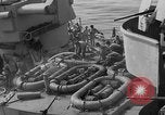 Standbild USS Savanne CL-42 Salerno Italien, 1943, aus Sekunde 32 historischem Filmmaterial Videoclip 65675053303