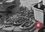 Standbild USS Savanne CL-42 Salerno Italien, 1943, aus Sekunde 33 historischem Filmmaterial Videoclip 65675053303