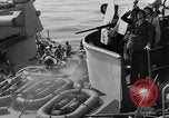 Standbild USS Savanne CL-42 Salerno Italien, 1943, aus Sekunde 38 historischem Filmmaterial Videoclip 65675053303