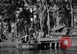 Standbild Landung Handwerk mechanisierte Purata Bougainville Papua Neu Guinea, 1943, aus Sekunde 10 historischem Filmmaterial Videoclip 65675053304