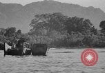 Standbild Landung Handwerk mechanisierte Purata Bougainville Papua Neu Guinea, 1943, aus Sekunde 59 historischem Filmmaterial Videoclip 65675053304