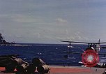 Image USS Honolulu CL-48 théâtre du Pacifique, 1943, de la seconde 12 séquences d'archives historiques vidéo 65675053306