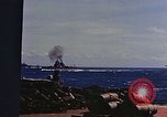 Image USS Honolulu CL-48 théâtre du Pacifique, 1943, de la seconde 18 séquences d'archives historiques vidéo 65675053306