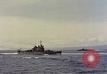 Image USS Honolulu CL-48 théâtre du Pacifique, 1943, de la seconde 52 séquences d'archives historiques vidéo 65675053306