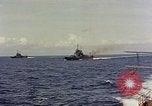 Standbild USA Segler Pacific Theater, 1943, aus Sekunde 10 historischem Filmmaterial Videoclip 65675053307