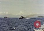 Standbild USA Segler Pacific Theater, 1943, aus Sekunde 19 historischem Filmmaterial Videoclip 65675053307