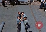 Standbild USS Honolulu CL-48 Kolombangara Salomonen, 1943, aus Sekunde 11 historischem Filmmaterial Videoclip 65675053312