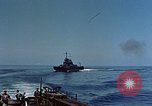 Standbild USS Honolulu CL-48 Kolombangara Salomonen, 1943, aus Sekunde 25 historischem Filmmaterial Videoclip 65675053312