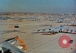Standbild Atlas Rakete Vandenberg Air Force Base California USA, 1968, aus Sekunde 55 historischem Filmmaterial Videoclip 65675053319