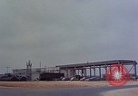 Standbild Atlas Rakete Vandenberg Air Force Base California USA, 1968, aus Sekunde 37 historischem Filmmaterial Videoclip 65675053320