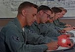 Standbild Atlas D Rakete Omaha Nebraska Offutt Air Force Base USA, 1968, aus Sekunde 47 historischem Filmmaterial Videoclip 65675053322