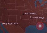 Image missile Titan II McConnell Air Force Base Kansas USA, 1965, de la seconde 24 séquences d'archives historiques vidéo 65675053326