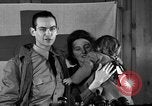 Standbild Deutsch Krieg Braut eintrifft New York City USA, 1945, aus Sekunde 13 historischem Filmmaterial Videoclip 65675053329