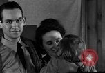 Standbild Deutsch Krieg Braut eintrifft New York City USA, 1945, aus Sekunde 52 historischem Filmmaterial Videoclip 65675053329