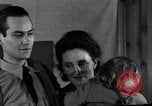Standbild Deutsch Krieg Braut eintrifft New York City USA, 1945, aus Sekunde 53 historischem Filmmaterial Videoclip 65675053329