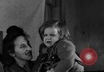 Standbild Deutsch Krieg Braut eintrifft New York City USA, 1945, aus Sekunde 57 historischem Filmmaterial Videoclip 65675053329