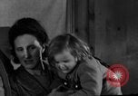 Standbild Deutsch Krieg Braut eintrifft New York City USA, 1945, aus Sekunde 60 historischem Filmmaterial Videoclip 65675053329