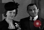Standbild Deutsch Krieg Braut New York City USA, 1945, aus Sekunde 9 historischem Filmmaterial Videoclip 65675053330