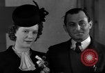Standbild Deutsch Krieg Braut New York City USA, 1945, aus Sekunde 12 historischem Filmmaterial Videoclip 65675053330