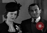 Standbild Deutsch Krieg Braut New York City USA, 1945, aus Sekunde 20 historischem Filmmaterial Videoclip 65675053330