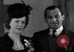 Standbild Deutsch Krieg Braut New York City USA, 1945, aus Sekunde 22 historischem Filmmaterial Videoclip 65675053330