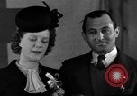 Standbild Deutsch Krieg Braut New York City USA, 1945, aus Sekunde 24 historischem Filmmaterial Videoclip 65675053330
