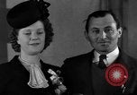 Standbild Deutsch Krieg Braut New York City USA, 1945, aus Sekunde 32 historischem Filmmaterial Videoclip 65675053330