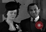 Standbild Deutsch Krieg Braut New York City USA, 1945, aus Sekunde 34 historischem Filmmaterial Videoclip 65675053330