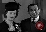 Standbild Deutsch Krieg Braut New York City USA, 1945, aus Sekunde 37 historischem Filmmaterial Videoclip 65675053330