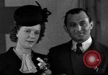 Standbild Deutsch Krieg Braut New York City USA, 1945, aus Sekunde 39 historischem Filmmaterial Videoclip 65675053330