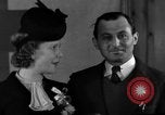 Standbild Deutsch Krieg Braut New York City USA, 1945, aus Sekunde 42 historischem Filmmaterial Videoclip 65675053330