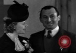 Standbild Deutsch Krieg Braut New York City USA, 1945, aus Sekunde 44 historischem Filmmaterial Videoclip 65675053330