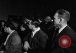 Immagine di Guerra Inglese spose arrivare in America New York City USA, 1945, secondo 45 filmato di repertorio 65675053335