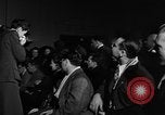 Immagine di Guerra Inglese spose arrivare in America New York City USA, 1945, secondo 50 filmato di repertorio 65675053335