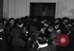 Immagine di Guerra Inglese spose arrivare in America New York City USA, 1945, secondo 53 filmato di repertorio 65675053335