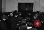 Immagine di Guerra Inglese spose arrivare in America New York City USA, 1945, secondo 54 filmato di repertorio 65675053335