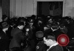Immagine di Guerra Inglese spose arrivare in America New York City USA, 1945, secondo 61 filmato di repertorio 65675053335