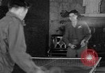 Immagine di Stati Uniti di combattenti Wiesbaden Germania, 1945, secondo 24 filmato di repertorio 65675053339