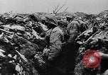 Immagine di Le forze tedesche combattono i sovietici sul fronte orientale nella guerra mondiale II Russia, 1944, secondo 13 filmato di repertorio 65675053350
