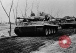 Immagine di Le forze tedesche combattono i sovietici sul fronte orientale nella guerra mondiale II Russia, 1944, secondo 22 filmato di repertorio 65675053350
