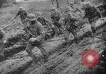 Immagine di Le forze tedesche combattono i sovietici sul fronte orientale nella guerra mondiale II Russia, 1944, secondo 38 filmato di repertorio 65675053350